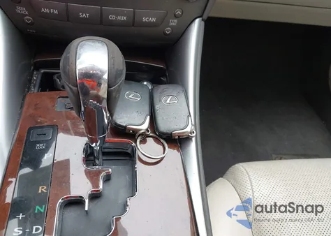 2010 Lexus Is 250 z USA, uszkodzony, nr VIN JTHBF5C21A5126744